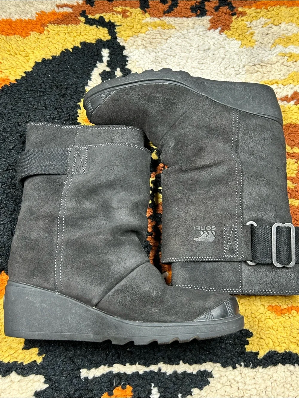 SOREL, Toronto, mid suede waterproof boot!!